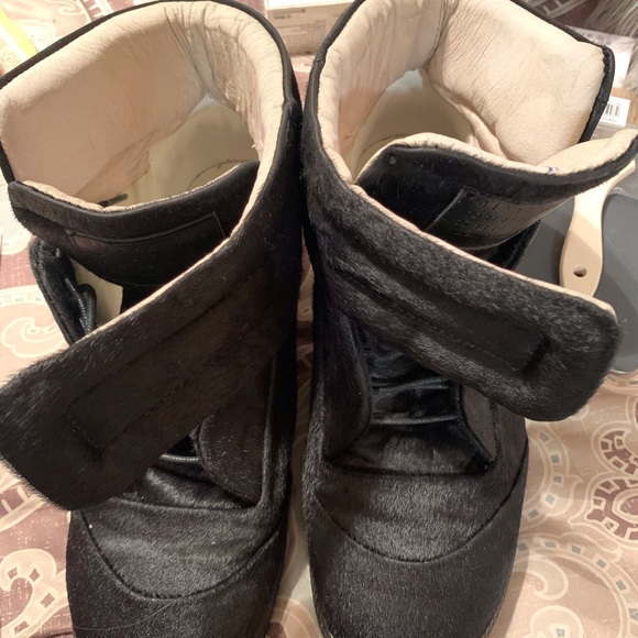 Men’s Maison Martin Margiela Future High Top Calf Fur Sneakers - Picture 2 of 11